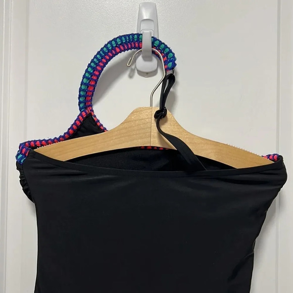 Seekers Australia Women’s Black One-Shoulder Crochet One-Piece Swimsuit size 6 - Picture 6 of 10